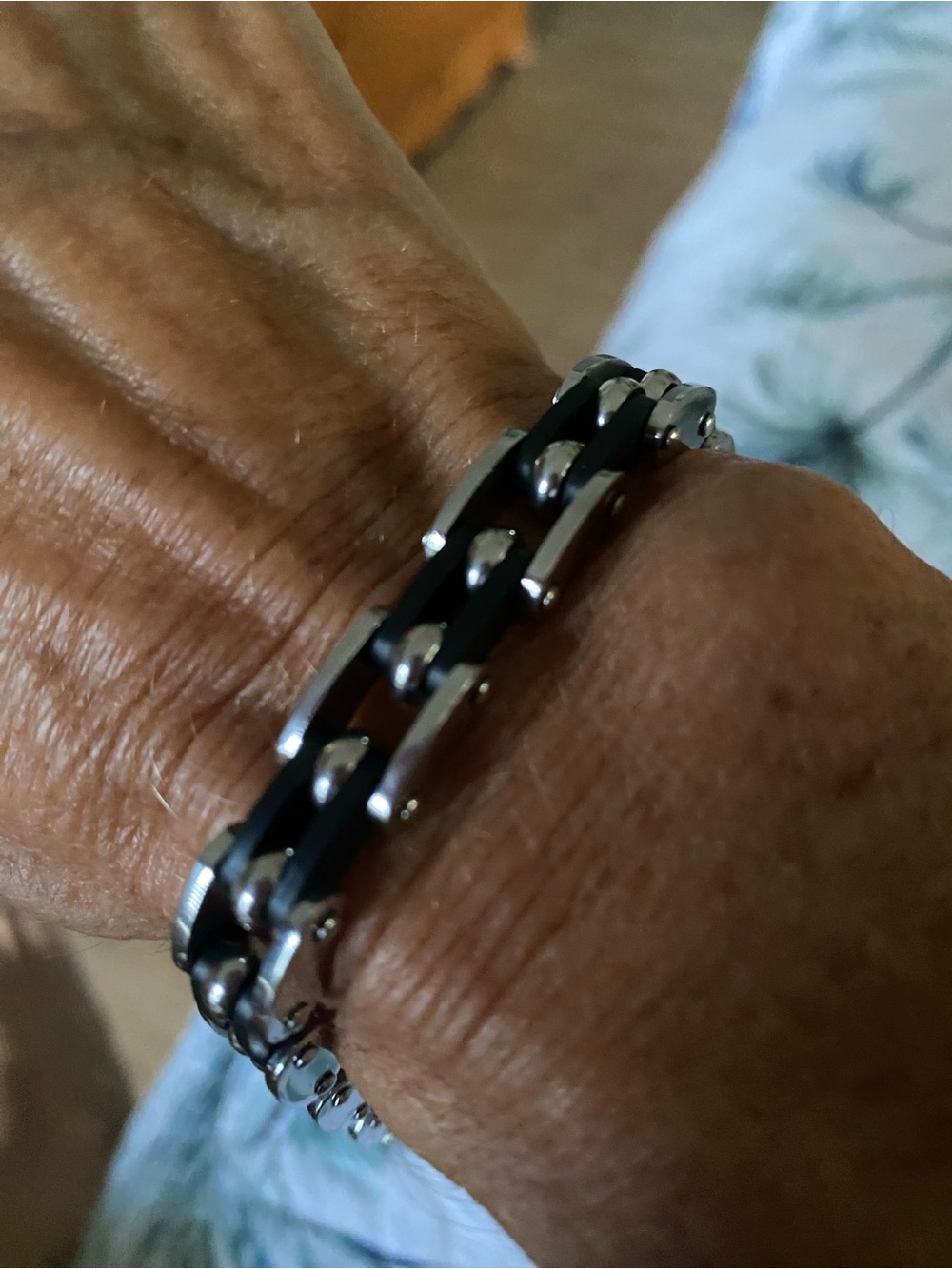 BLACK AND SILVER BIKERS BRACELET